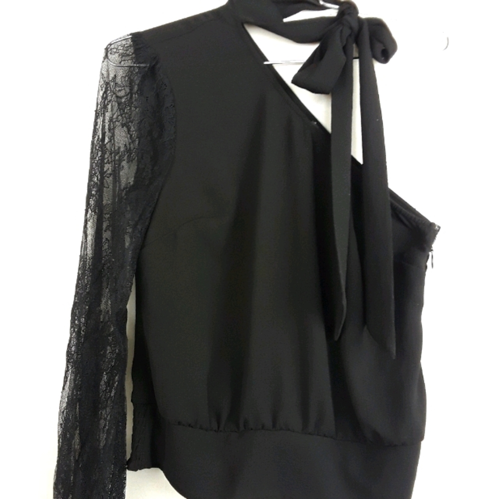 New Bebe Black One Shoulder Bow Tie Blouse Sz XS